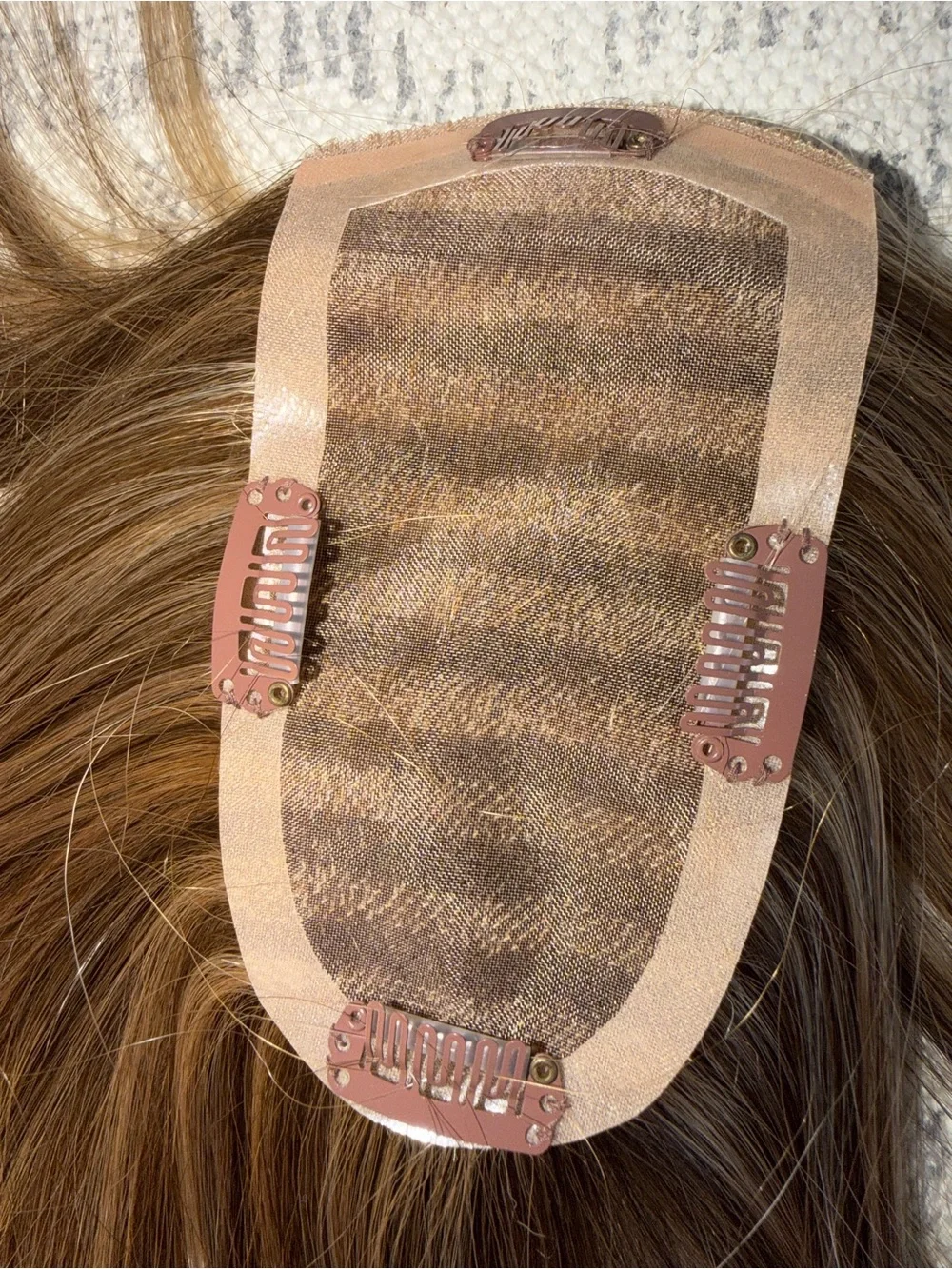 Henry Margu Light Ash Brown with gold blonde highlights 24H18 Topper